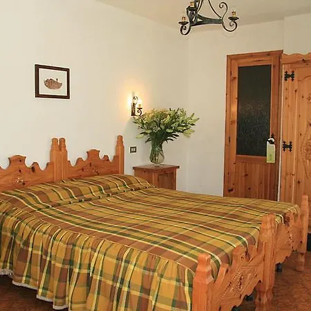Hotel Maison Des Myrtilles 2*